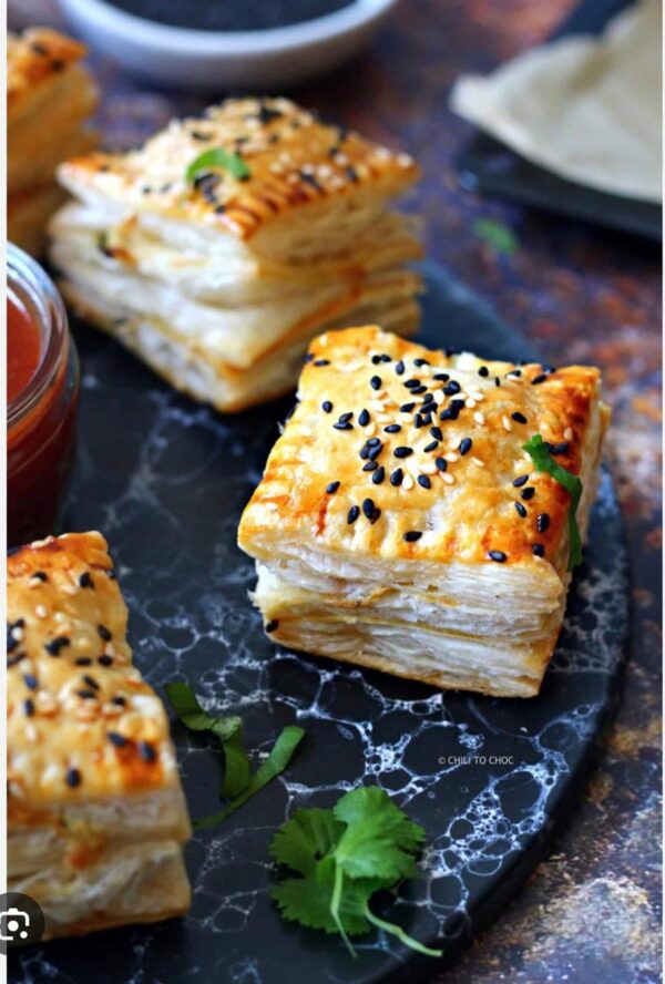 Chiken Puff Patty (1 Pcs )